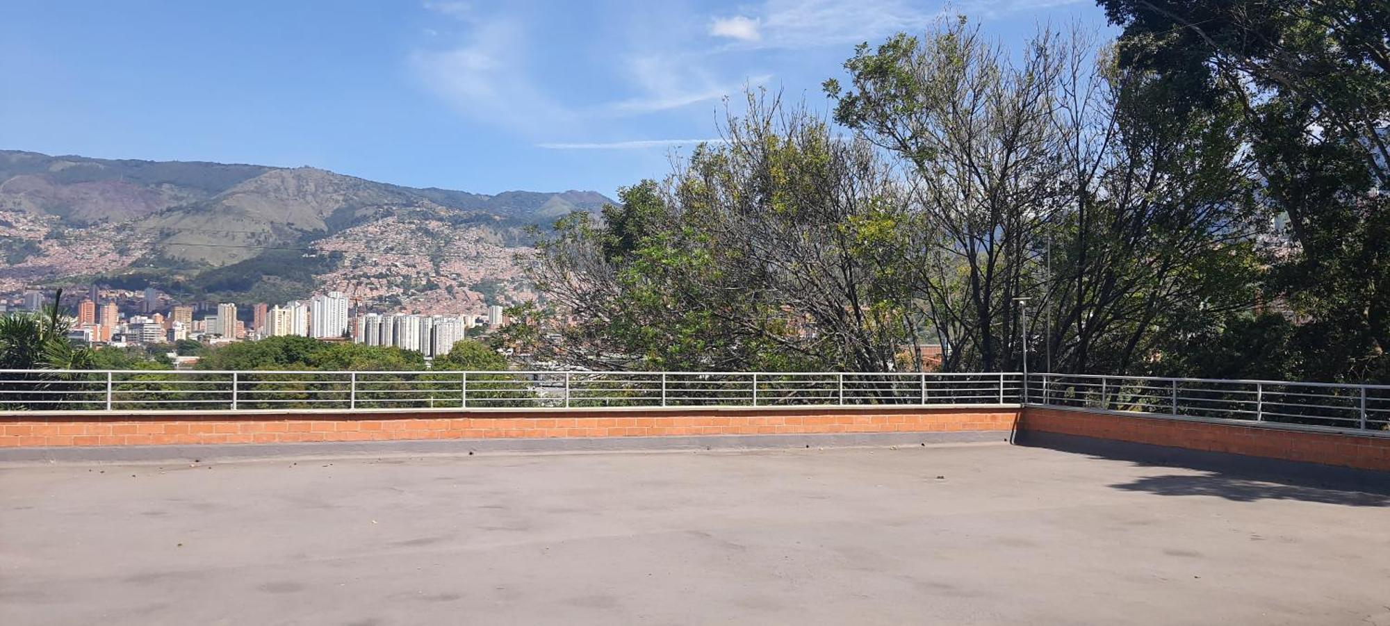 Apartamento Cerca A Plaza Mayor メデジン エクステリア 写真